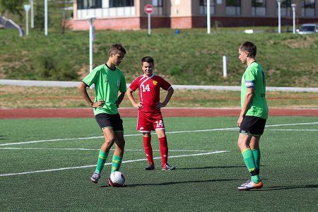 В Уссурийске продолжается прием заявок на участие в турнире по футболу среди дворовых команд