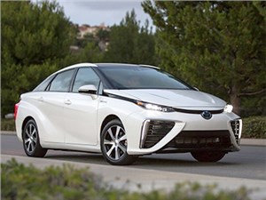   Toyota Mirai         - 