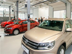 Volkswagen   - 