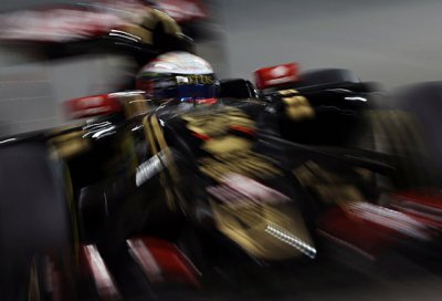 Renault выкупит акции Lotus до 16 декабря