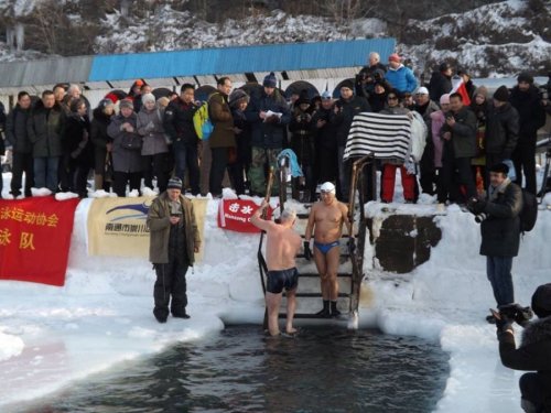 Международные соревнования по зимнему плаванию в открытой воде пройдут во Владивостоке