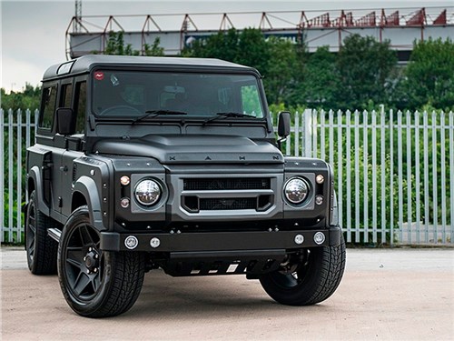          Land Rover Defender - 