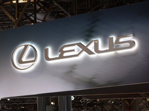Lexus       - 