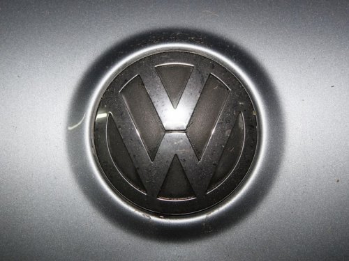 Volkswagen AG     20   - 