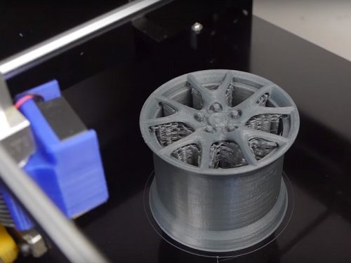 В России будут печатать колесные диски на 3D-принтерах - автоновости