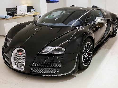          Bugatti - 