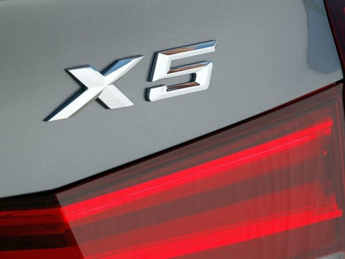   BMW X5     - 
