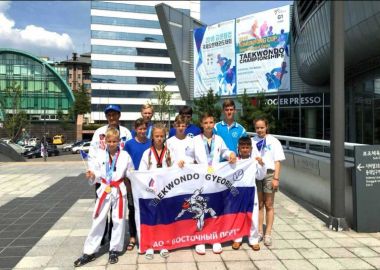 Юные тхэквондисты «Восточника» завоевали шесть медалей на международном турнире в Сеуле
