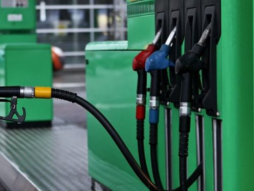 В России предложили ввести госрегулирование цен на топливо - автоновости
