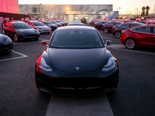 Tesla Model 3 обошла своих конкурентов по продажам - автоновости